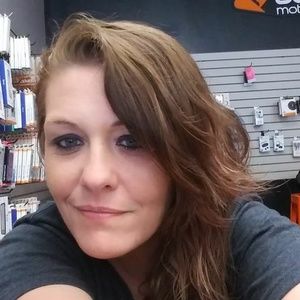 Meet your Posher, Karla